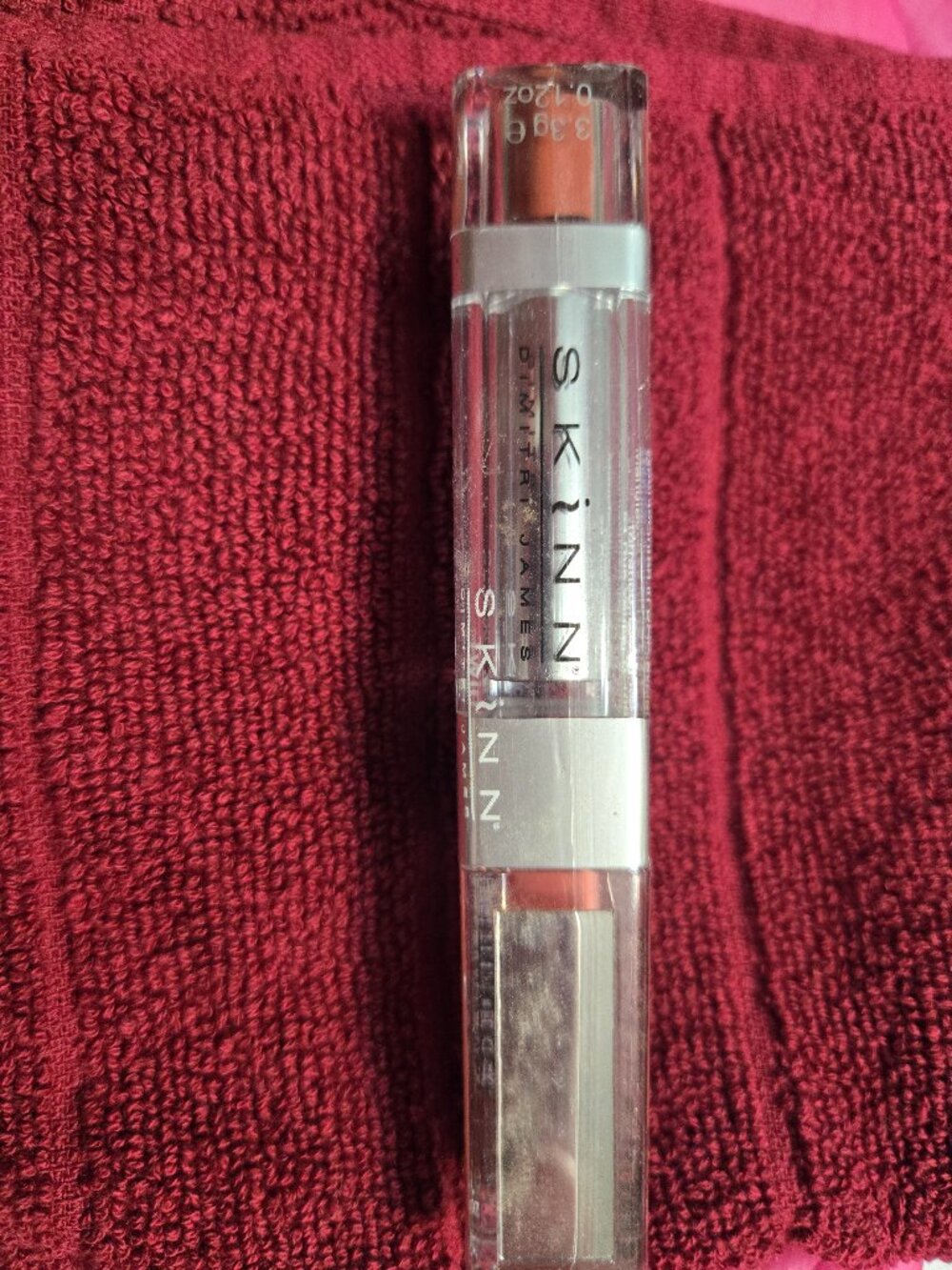 Skinn Cosmetics Twin Set features a Collagen Boost Lipstick and a Wet Lips Gloss